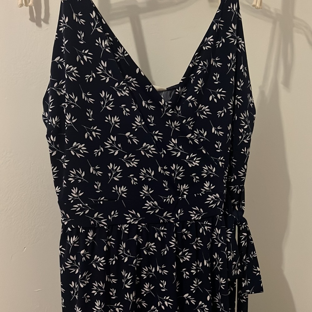 Kaileigh Navy and White Floral Mini Dress - Picture 2 of 2